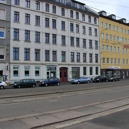 Leon Leipzig
