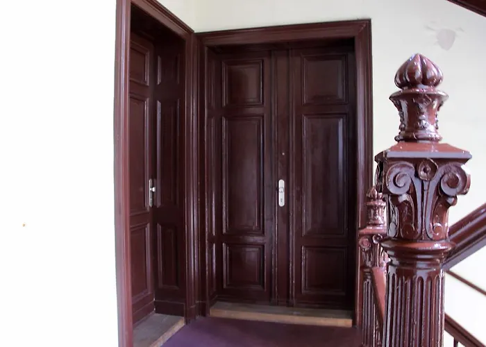 Leon Διαμέρισμα *